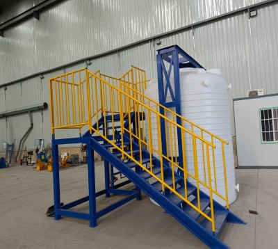 輪回水主動加藥裝配廠家加工現場